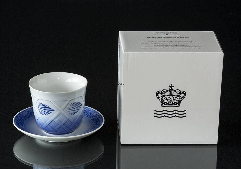 2022 Royal Copenhagen Christmas Thermal Cup, Capacity 26 Cl. 8 2022 Royal Copenhagen Christmas Thermal Cup, Capacity 26 Cl. - Image 6