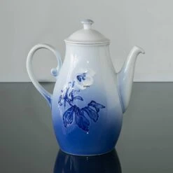 LargeCoffee Pot Christmas Rose Service Bing & Grøndahl, 2 Litre No. 91A Or 123 -Outlet Rosenthal Store 1435123 a