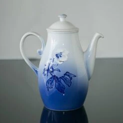 LargeCoffee Pot Christmas Rose Service Bing & Grøndahl, 2 Litre No. 91A Or 123 -Outlet Rosenthal Store 1435123 b