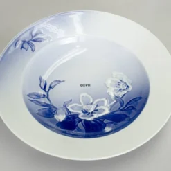 Deep Plate Christmas Rose Service Ø 22 Cm Bing & Grondahl No. 23, 323 Or 604