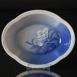 Vegetable Bowl Service Christmas Rose 24cm No. 573