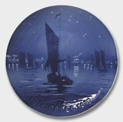 The Fishing Boat Retuning Home For Christmas 1918, Bing & Grondahl Christmas Plate