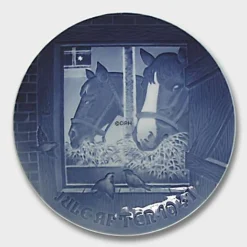 Horses Enjoying Christmas Meal 1941, Bing & Grondahl Christmas Plate