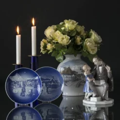 Hans Christian Andersen's House1954, Bing & Grondahl Christmas Plate -Outlet Rosenthal Store BX1954 b