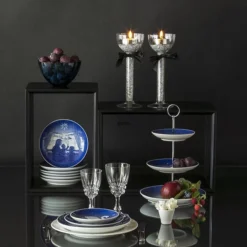 Waiting For Dad 2017, Bing & Grondahl Christmas Plate -Outlet Rosenthal Store BX2017 c