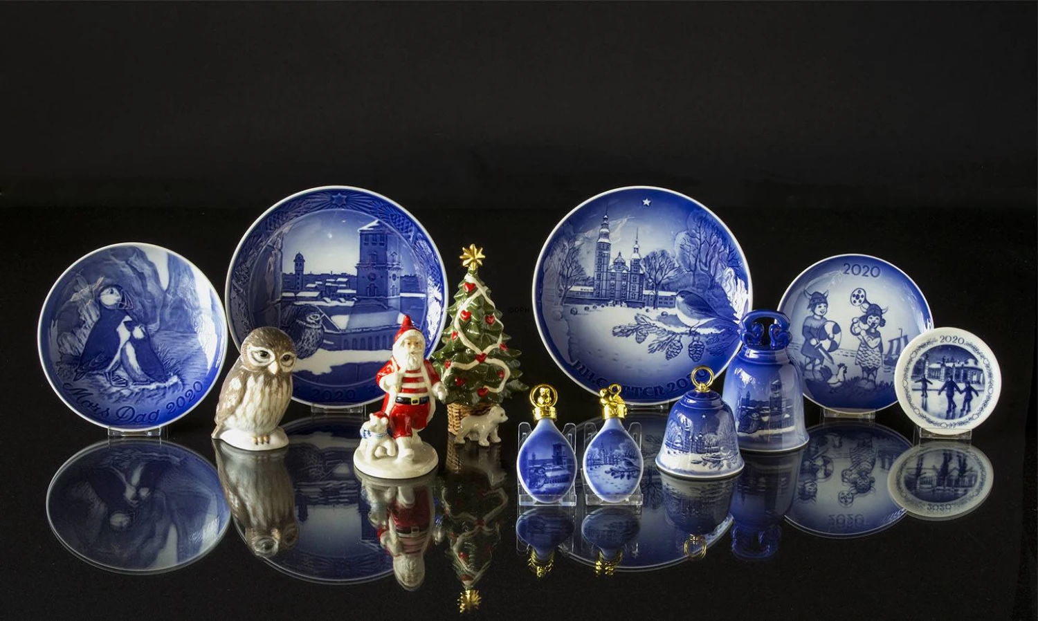 Rosenborg Castle 2020, Bing & Grondahl Christmas Plate 5 Rosenborg Castle 2020, Bing & Grondahl Christmas Plate - Image 3