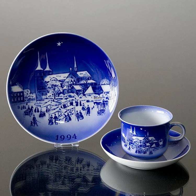 1994 Desiree Svend Jensen Hans Christian Andersen Christmas Cup With Saucer 4 1994 Desiree Svend Jensen Hans Christian Andersen Christmas Cup With Saucer - Image 2