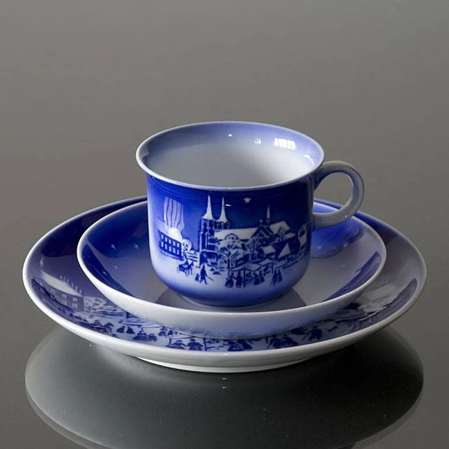 1994 Desiree Svend Jensen Hans Christian Andersen Christmas Cup With Saucer 7 1994 Desiree Svend Jensen Hans Christian Andersen Christmas Cup With Saucer - Image 5