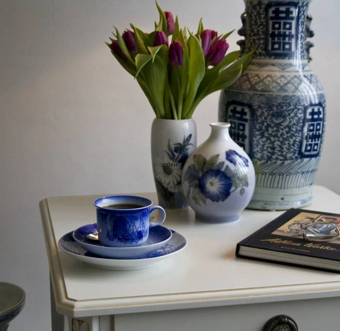 1995 Desiree Svend Jensen Hans Christian Andersen Christmas Cup With Saucer 4 1995 Desiree Svend Jensen Hans Christian Andersen Christmas Cup With Saucer - Image 2