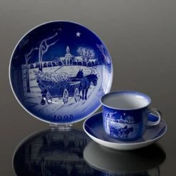 1998 Desiree Svend Jensen Hans Christian Andersen Christmas Cup With Saucer 9 1998 Desiree Svend Jensen Hans Christian Andersen Christmas Cup With Saucer -Outlet Rosenthal Store DK1998 b