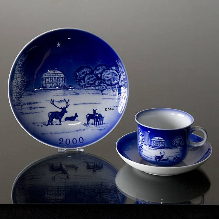 2000 Desiree Svend Jensen Hans Christian Andersen Christmas Cup With Saucer 4 2000 Desiree Svend Jensen Hans Christian Andersen Christmas Cup With Saucer - Image 2