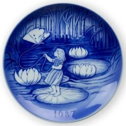 Thumbelina - 1987 Desiree Hans Christian Andersen Christmas Plate, Cake Plate 13 Thumbelina - 1987 Desiree Hans Christian Andersen Christmas Plate, Cake Plate -Outlet Rosenthal Store DX1987 e