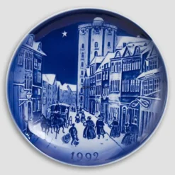 The Round Tower - 1992 Desiree Hans Christian Andersen Christmas Plate, Cake Plate