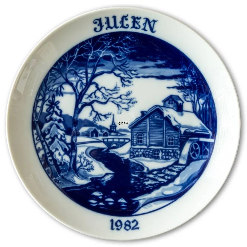 1982 Hackefors Christmas Plate 3 1982 Hackefors Christmas Plate