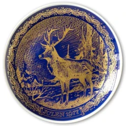 1977 Ravn Cobalt Blue Christmas Plate Red Deer