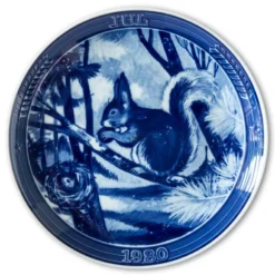 1980 Ravn Christmas Plate In The Series "Swedish Christmas", Squirrel