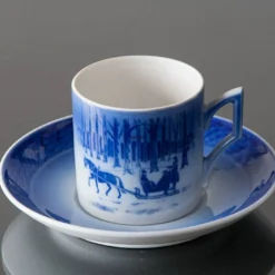 1984 Royal Copenhagen Christmas Cup, Jingle Bells