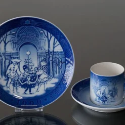 Christmas In Tivoli 1990, Royal Copenhagen Christmas Plate -Outlet Rosenthal Store RX1990 c