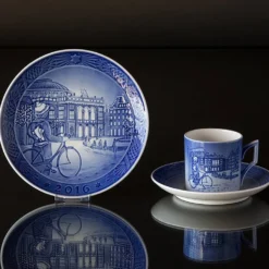 Ice Skating In Copenhagen 2016, Royal Copenhagen Christmas Plate 8 Ice Skating In Copenhagen 2016, Royal Copenhagen Christmas Plate -Outlet Rosenthal Store RX2016 b