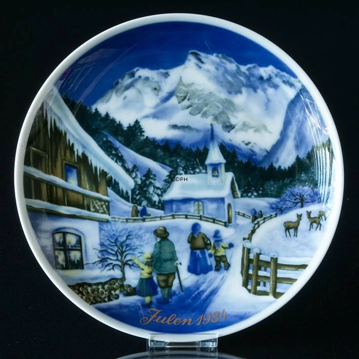 1984 Tettau Traditional Christmas Plate 3 1984 Tettau Traditional Christmas Plate