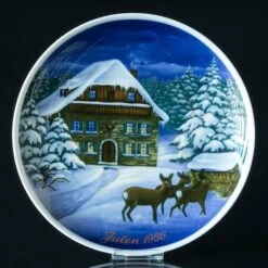 1986 Tettau Traditional Christmas Plate