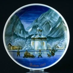 1987 Tettau Traditional Christmas Plate